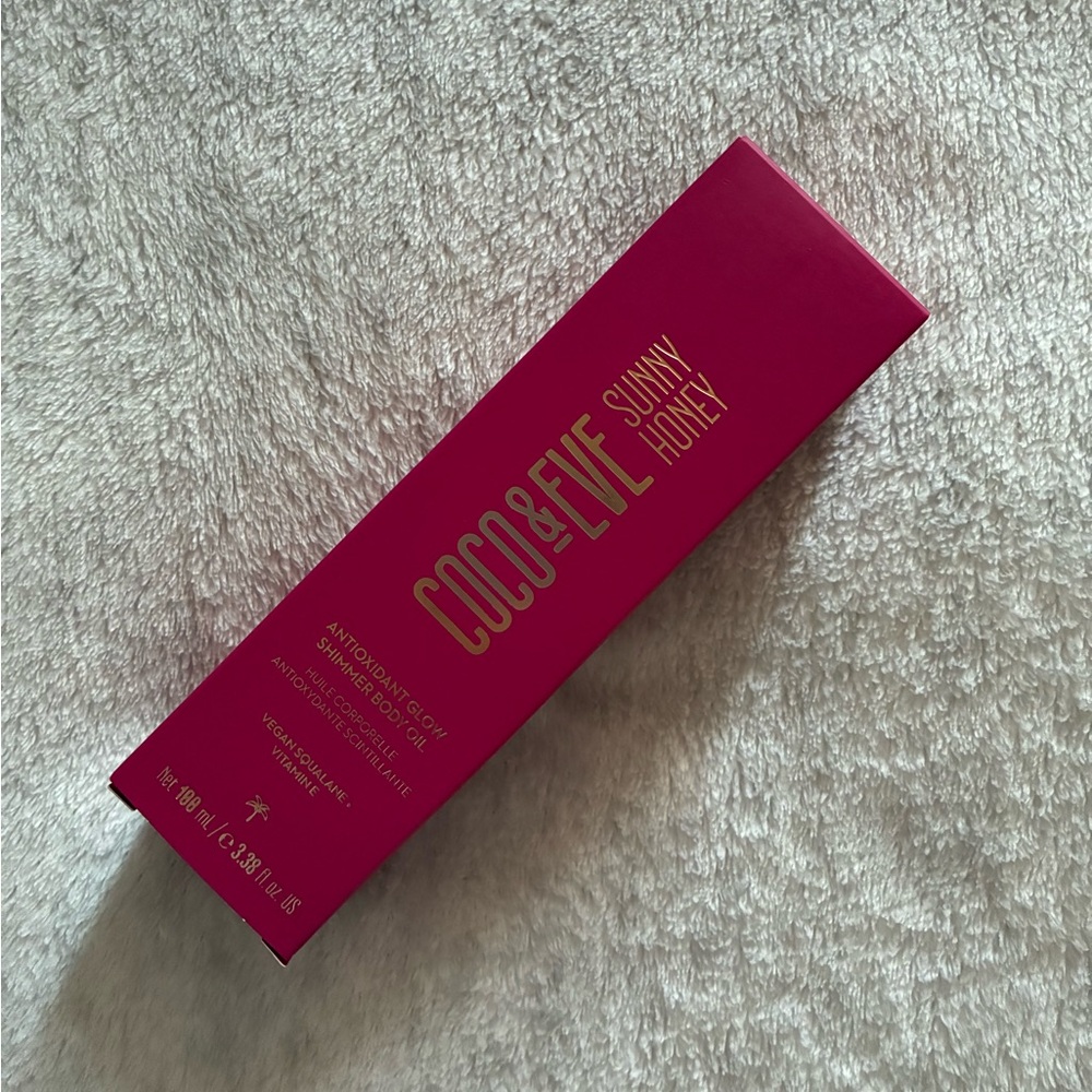 Coco & Eve shimmer body oil